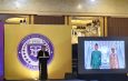 Heboh di Grand Fullerton Ballroom! Bung Karno dan Bung Hatta ‘Hadir’ Secara Virtual di Wisuda SMA Trimurti Surabaya