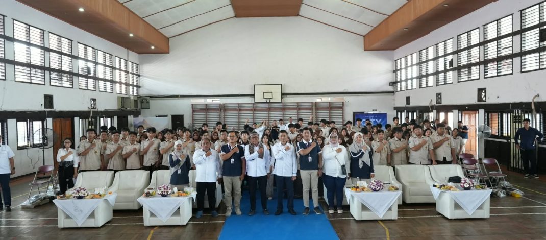 Kembali ke Almamater, Direktur Operasi Pelindo Bagikan Inspirasi dan Apresiasi Trimurti Senior High School