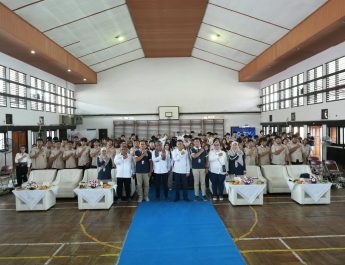 Kembali ke Almamater, Direktur Operasi Pelindo Bagikan Inspirasi dan Apresiasi Trimurti Senior High School